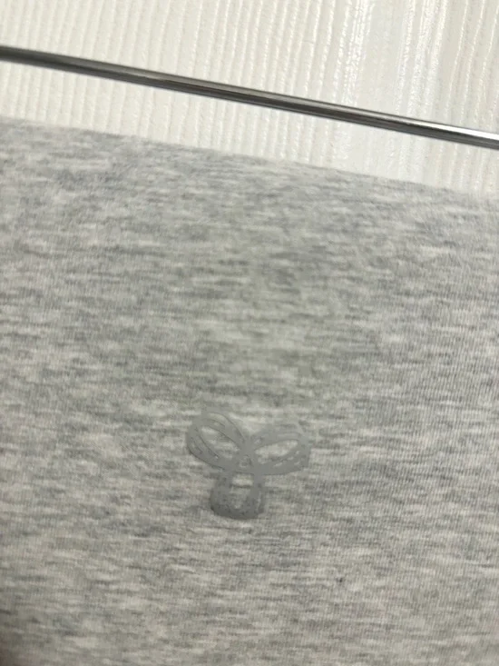 Aritzia TNA Chill Atmosphere Hi-Rise Flare Leggings in Grey Size M - Picture 5 of 6